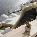 Nano Oia (Santorini)