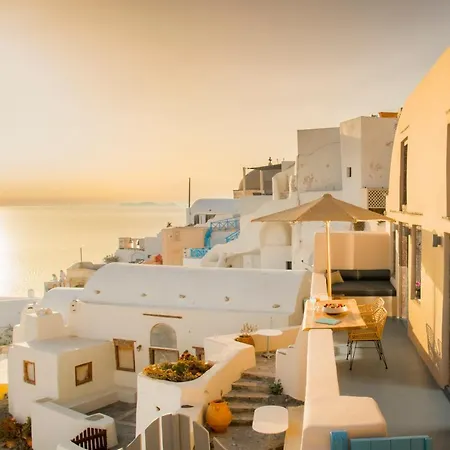 Nano * Oia (Santorini)
