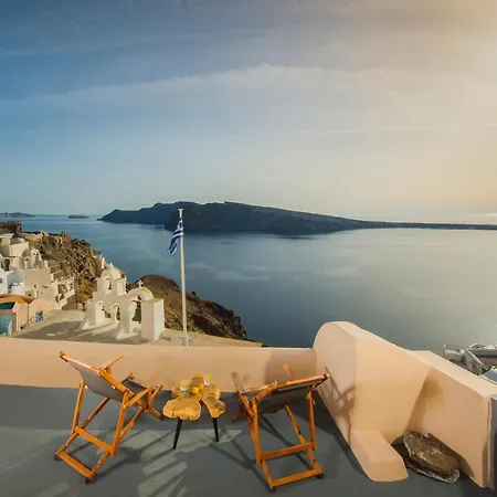 Nano * Oia (Santorini)