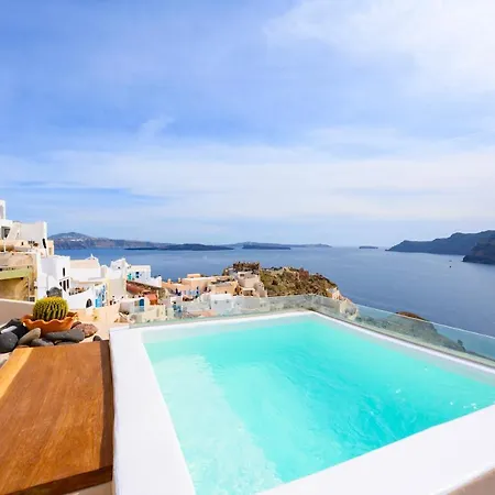 Nano * Oia (Santorini)
