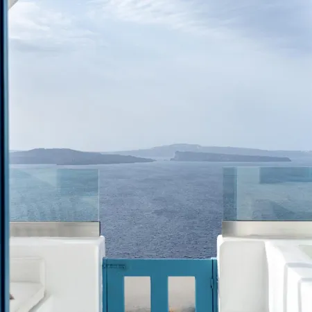 Nano Oia (Santorini)