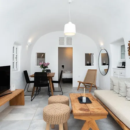Villa Nano Oia (Santorini)