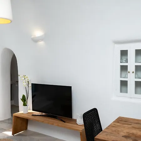 Nano Villa Oia (Santorini)