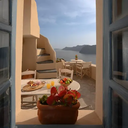 Nano Villa Oia (Santorini)